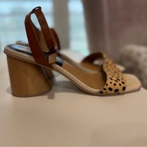 Dolce Vita Hazel Wood Block Heel with Leopard Print Strap Size 9